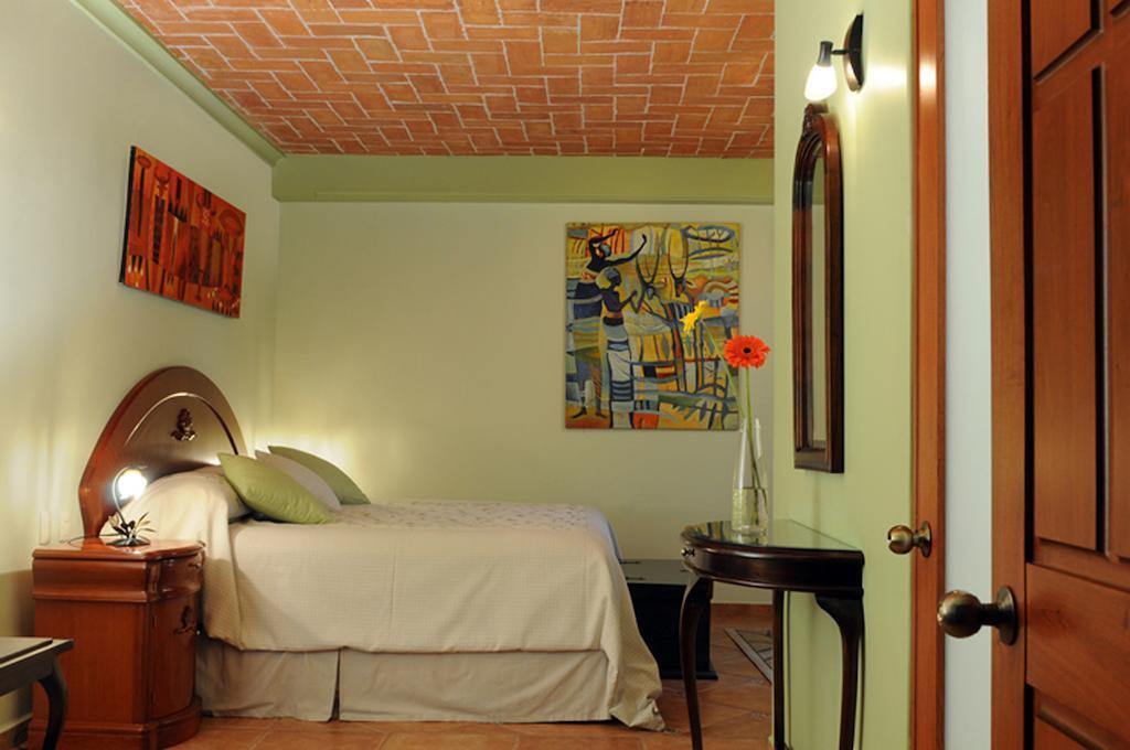 Marhialja Hotel Boutique Oaxaca Chambre photo